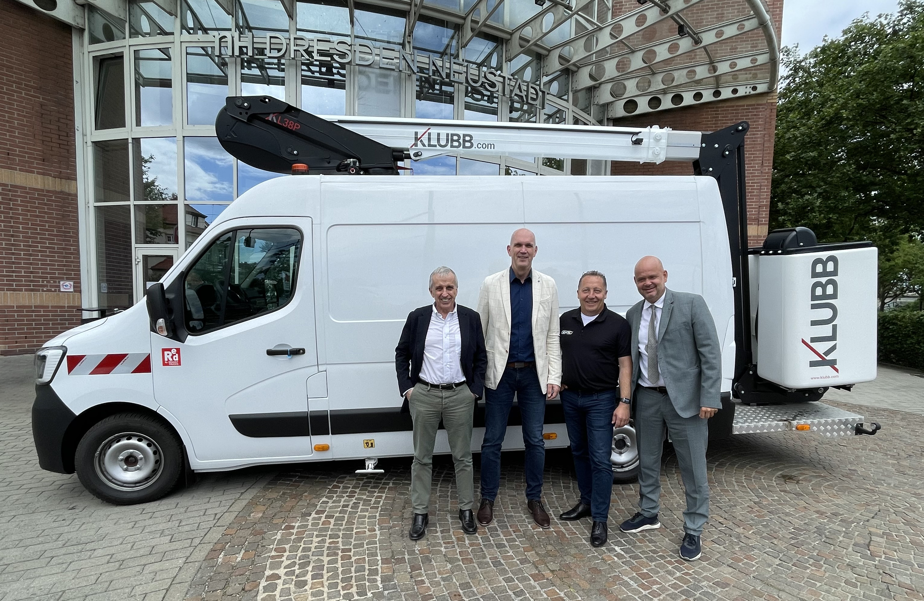 Appointment of Bernhard KHAN as Sales Director of HEMATEC Arbeitsbühnen
