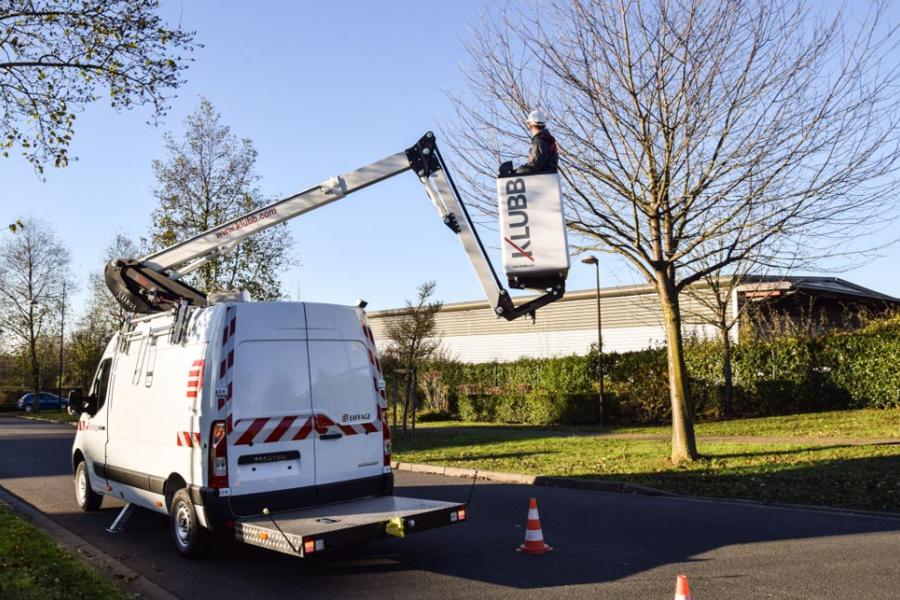 ARBORICULTURE: WHICH AERIAL PLATFORM TO CHOOSE?