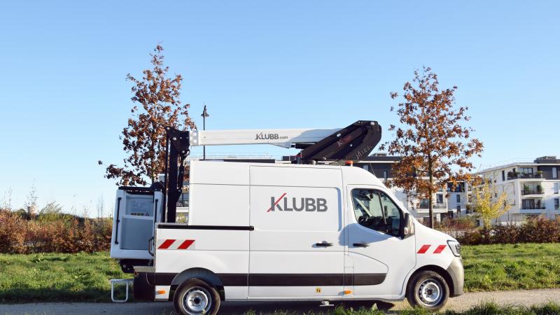 How to choose the right van-mounted platform as telecom professionals ? 